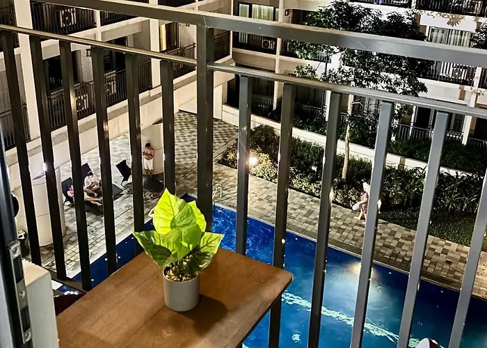Poolside Bliss At Shore 2 *